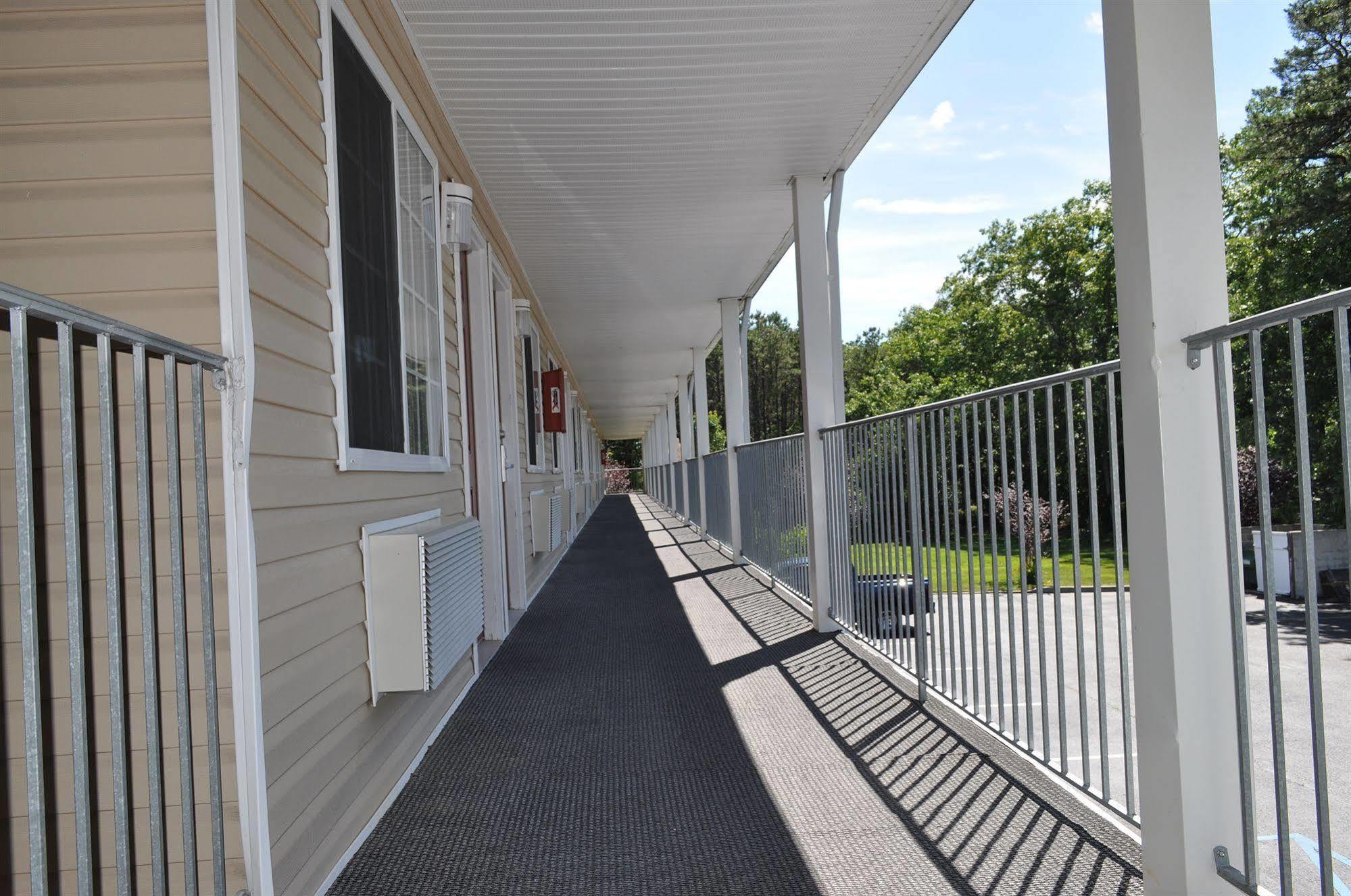 Atrium Inn&Suites Galloway Exterior foto
